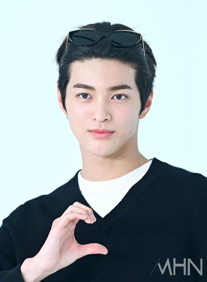 lee 安 tweet media