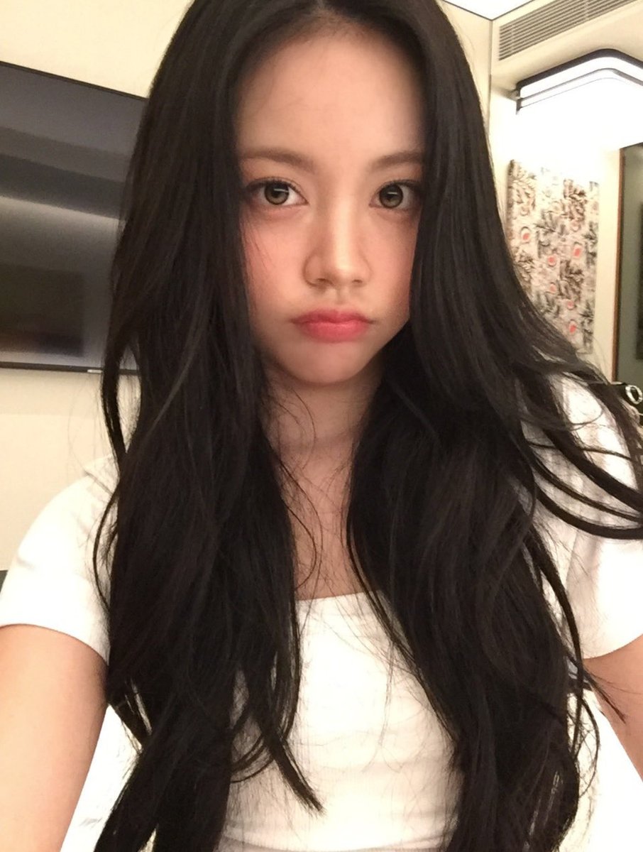 KPredictionn's tweet photo. Hearts2Hearts Carmen is a charismatic, sunny, generous person with a hidden strategic mind. She has a natural charm that attracts people. She is currently in a good pillar (2023-2032) for building her skills &amp; intelligence. Her wealth luck is innate because she has a knack for https://t.co/MAOvgJ3jJZ