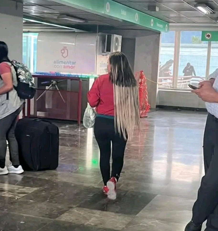 Vic | Jurídico LomBlew 👸🏻👮🏻♀️ tweet media