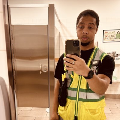 Quantrell1993's tweet photo. #NewProfilePic https://t.co/dDIuwtoAjl