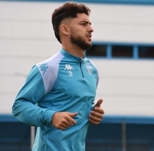 Totypintosok's tweet photo. LO QUIEREN EN BRASIL 

Botafogo tiene en carpeta volver a la carga por Marco Di Césare en este mercado de pases. Busca un reemplazante de Barboza, quien se marcha al Palmeiras. 

Su clausula es de 20 millones de dólares. Racing rechazó en su momento una oferta de 8M. https://t.co/YkTjXgYXGR