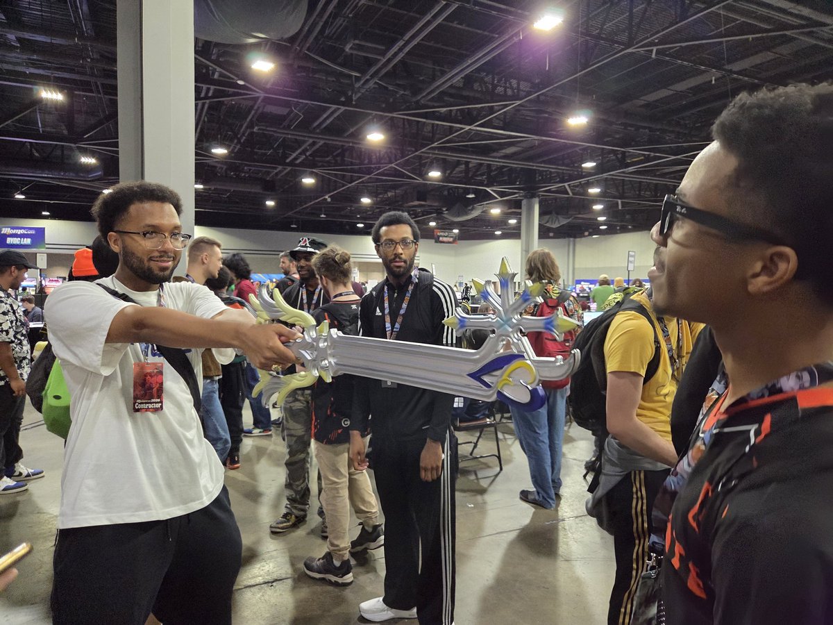 Kirbishii's tweet photo. Last week and Momocon was incredible💕

I had so much fun meeting and talking with friends, the con itself was amazing, and I'm so happy to experience the tournament and cheer for everyone. I'm gonna miss everyone there and this trip🥹💕 https://t.co/Z2DGWeQ1Nn