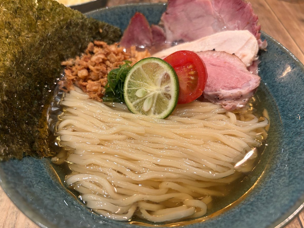 pamp(ぱんぷ) 。ツインテ派🌧️ tweet media