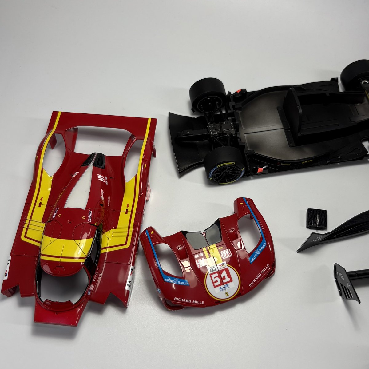 aircondition112's tweet photo. MFH×DTM フェラーリ499P
ボディを磨きました〜😁

#Cカーandルマンカーコンペ2026 https://t.co/UDE0lAUpjT