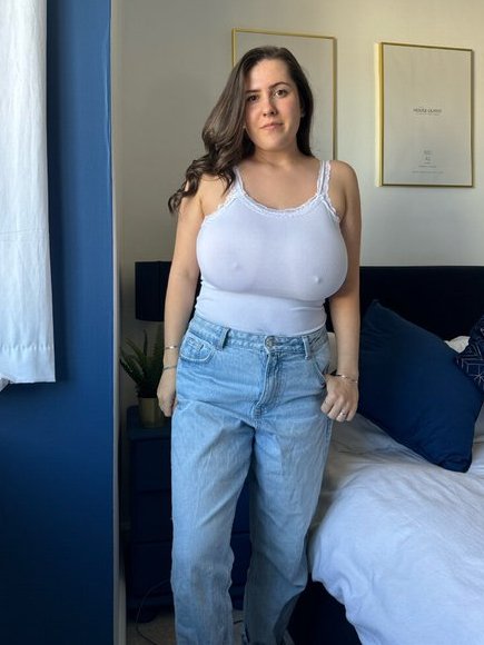 Julia577 tweet media