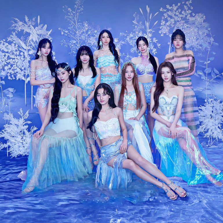 TWICE takes home the 'Best Female K-Pop Artist' award at the
