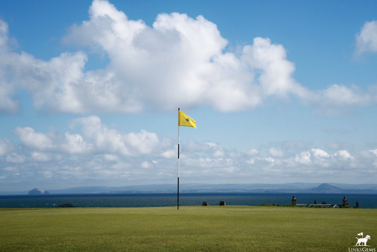 LinksGems's tweet photo. Of the magical Elie, 5-time Open champ Peter Thomson said:

"It's quirky and it's the most enjoyable course I know. If I had my way, I'd build Elies all over the world."

What a world that would have been. https://t.co/irWZjP3rCF