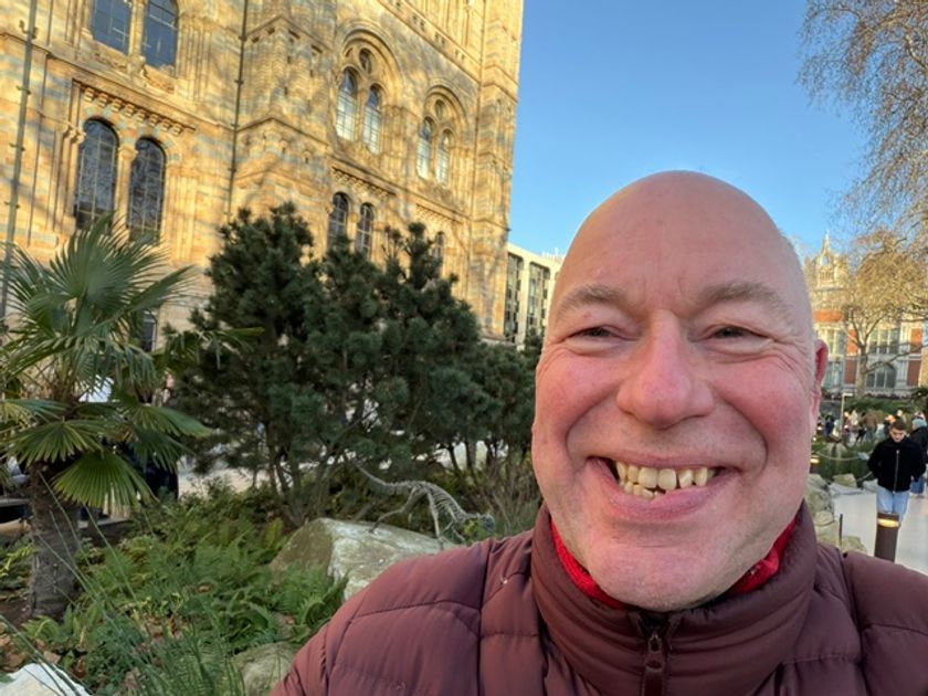 Tim Hughes 提姆·休斯 tweet media