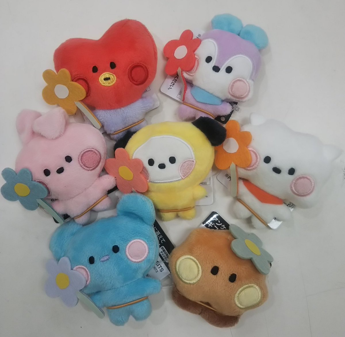 ぬいぐるみ　マスコット　色々 入荷景品情報】 #BT21 minini Happy Flower ミニぬいぐるみマスコット