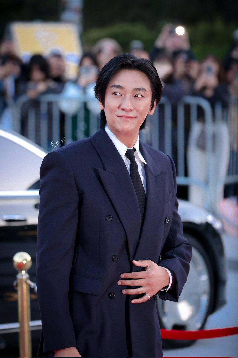 땡오리 tweet media