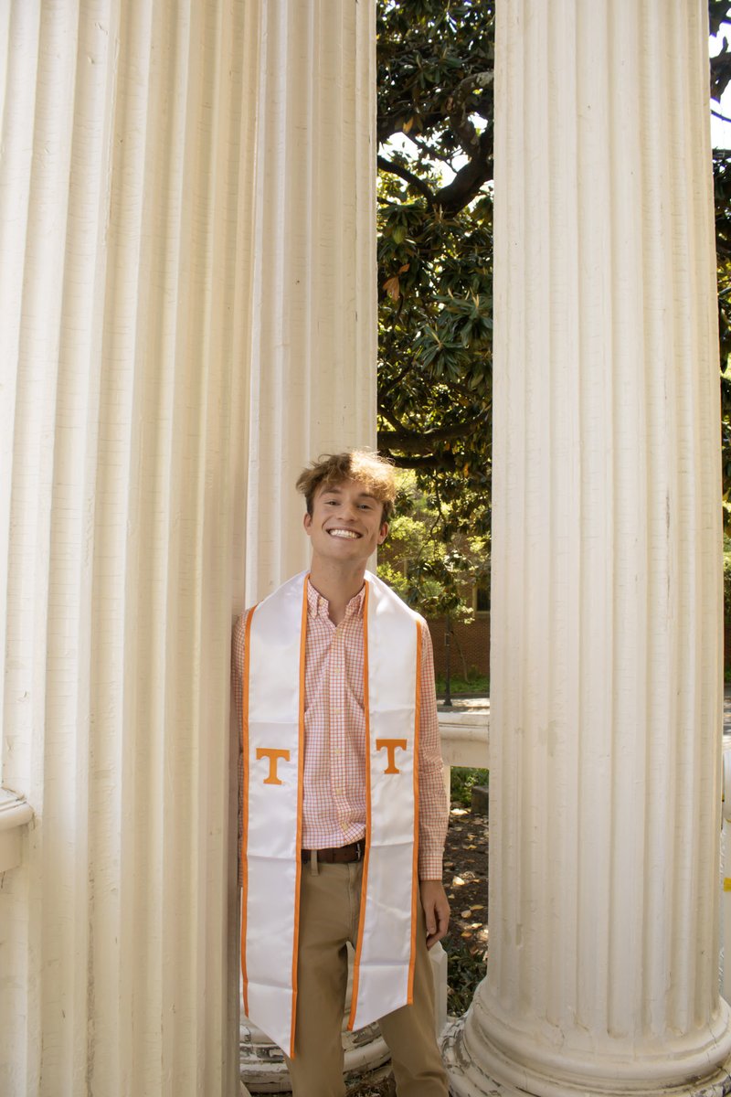 HaslamUT's tweet photo. From a lemonade stand at Bonnaroo to internships with Nissan, the UT Foundation and PwC, Connor Fox is building a future in accounting and finance at UT Haslam.

🔗 Read more: https://t.co/4WTycUQOOz

#HaslamUT #StudentSuccess #Graduate https://t.co/5GNmQhj4dM