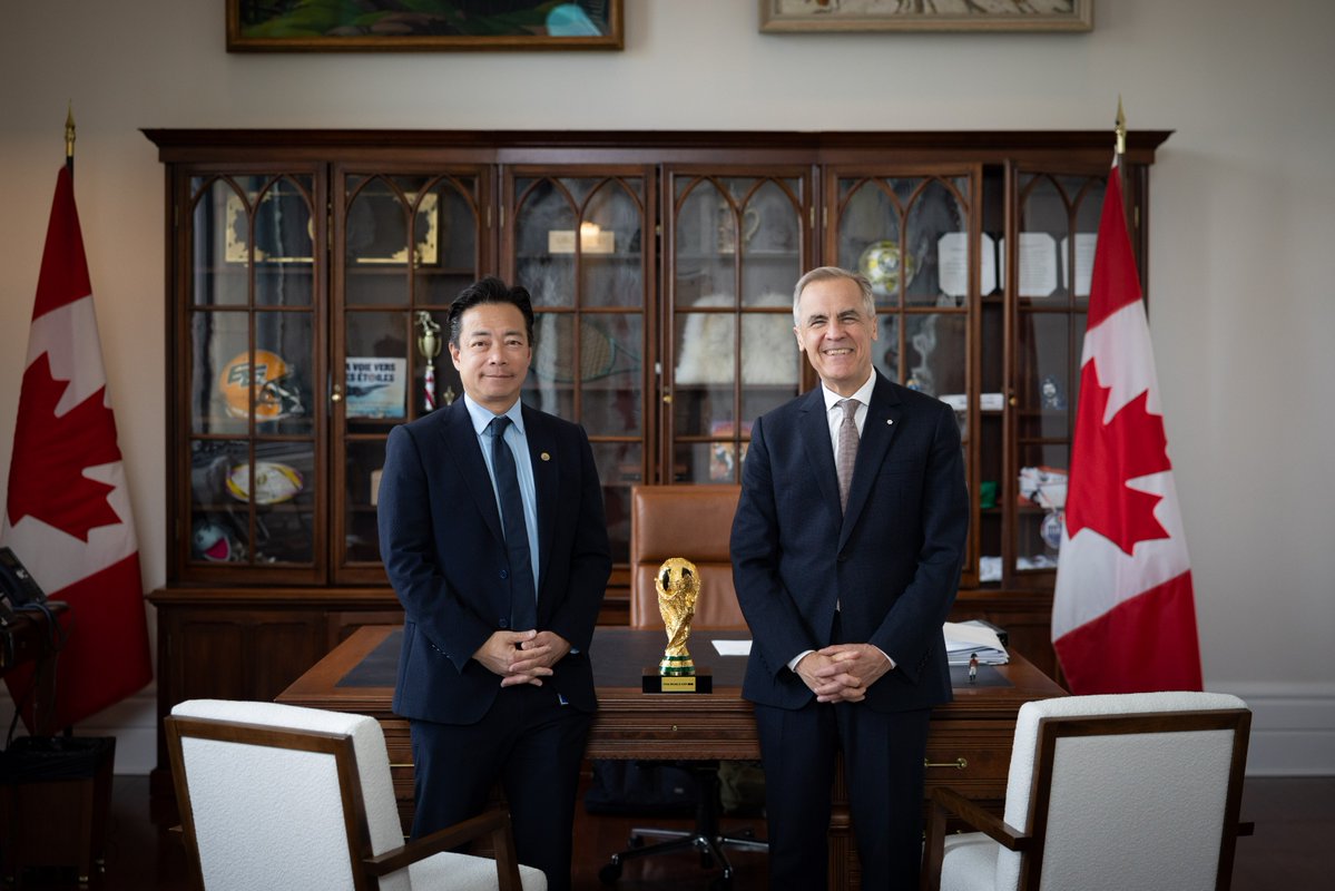 Prime Minister of Canada tweet media