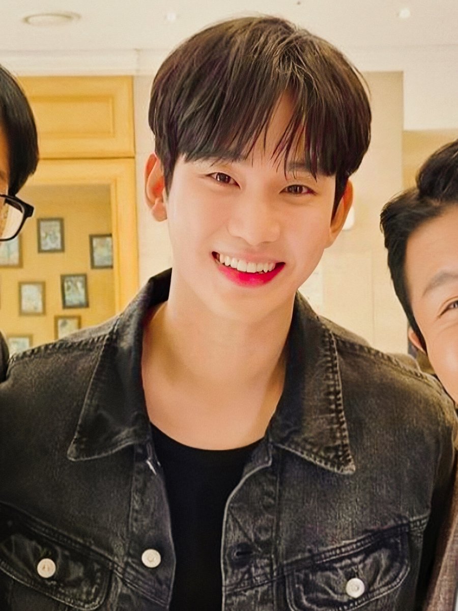 ⋆⁺ 𝖪𝗂𝗆 𝖡𝖾𝗌𝗍 𝗅𝗈𝗏𝖾𝗋₊⋆ ☁︎ tweet media