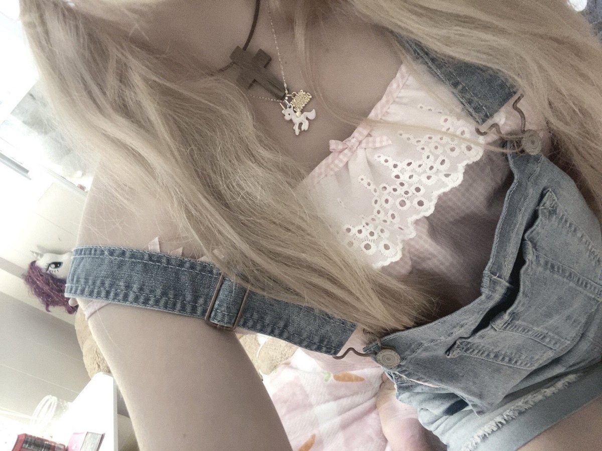 avry ◞ ˕ ◟.˚ tweet media