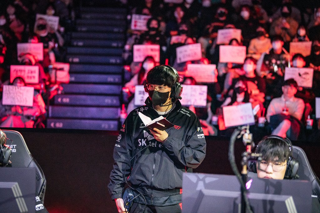 ezy🦋에지 tweet media