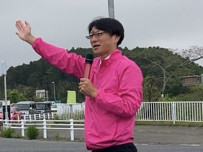 yuichi6969's tweet photo. 5/26（火）三陸自動車道・河北ICで朝のご挨拶📣昨日、石巻市役所にて5つ目の当選証書をいただきました。引き続き頑張ってまいります🔥 https://t.co/Sn4u0XmS3F
