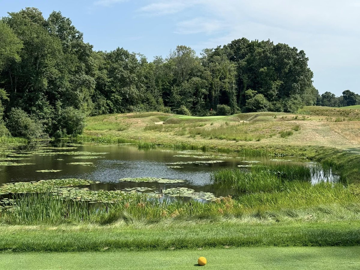 ducci07's tweet photo. @scogolfs It's an amazing place, and like 20 minutes form my house. https://t.co/EZI90gz2St
