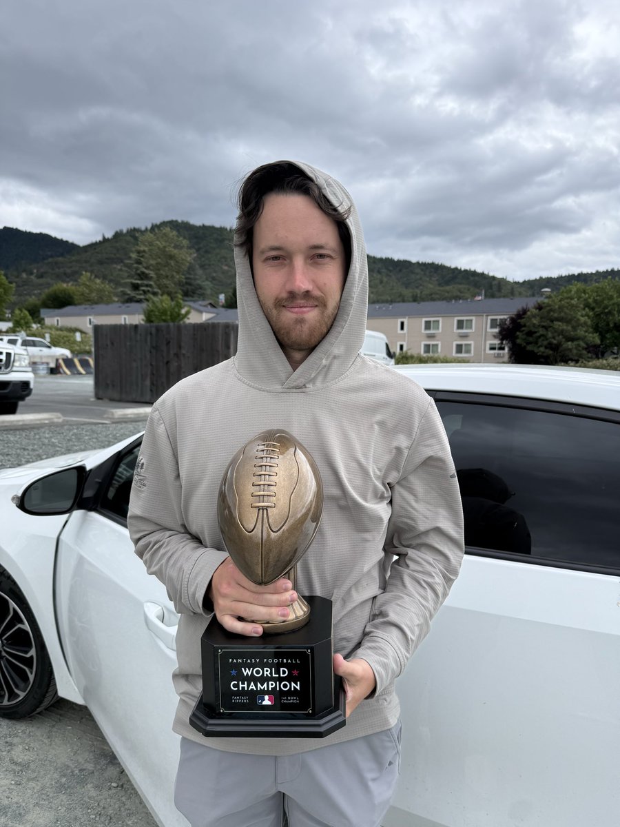 FantasyRippers's tweet photo. Our champion has his trophy 🏆🏆🏆

2020 • 2022 • 2025 https://t.co/4QLnqSuoUY