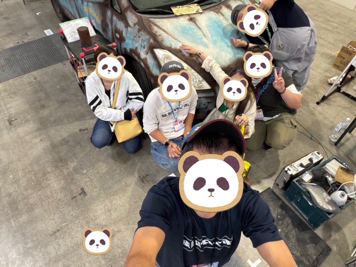 39blossom39's tweet photo. デザフェス♪
安定の楽しいメンバー♡

皆さん引き揃え糸喜んでくれて嬉しかったー😊
シュシュを目指して来てくれた方も嬉しい☺️
天才に沢山会えて嬉しい☺️

ありがとうございました◡̈♡ https://t.co/eW955PSEBT