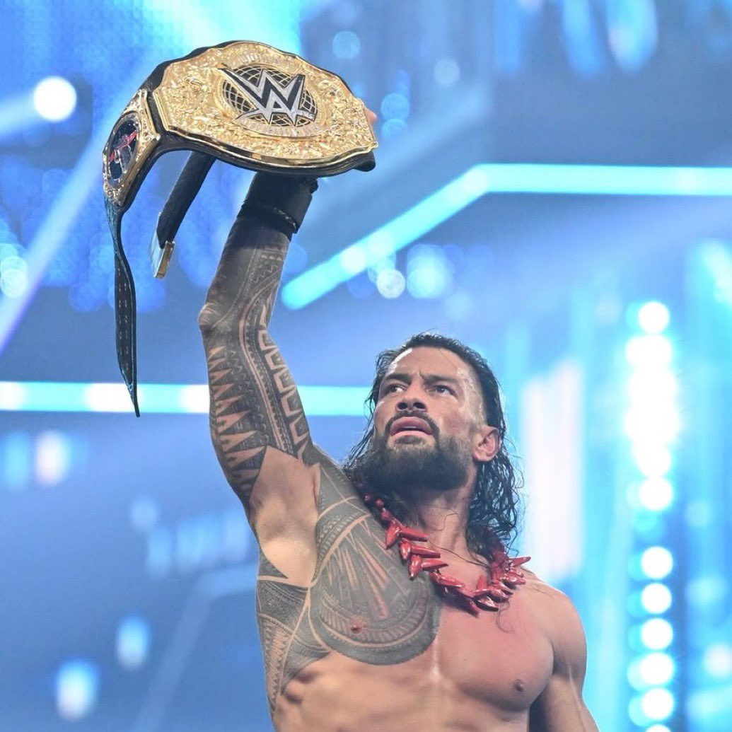 VickiCarver56's tweet photo. Happy Birthday 
To Roman Reigns https://t.co/Gg6g4l1pyO