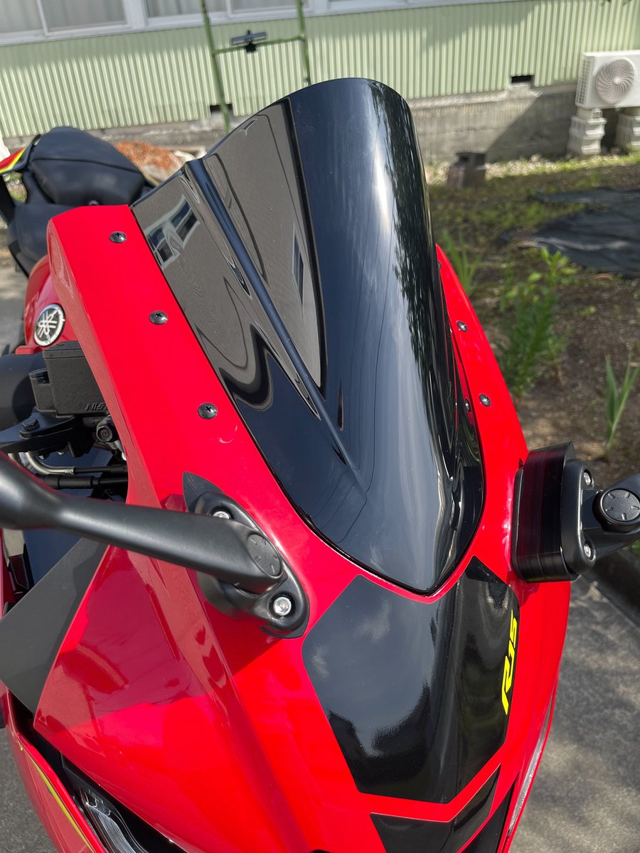 1Foy's tweet photo. だいぶ前に購入してた
スクリーンを交換してみた

もう暑い🫠
#r15 https://t.co/4BjPlAIXRp