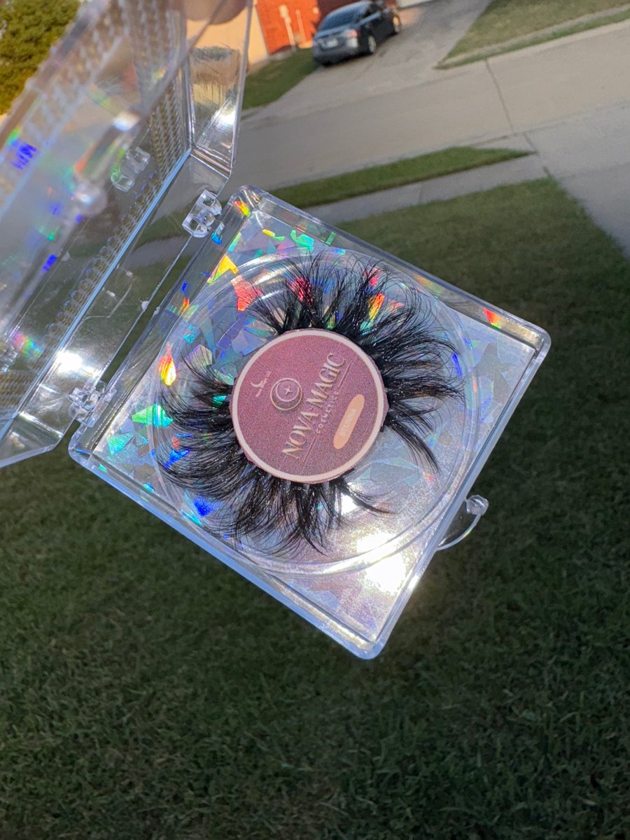 shopnovamagic's tweet photo. Hey babes, lashes are in stock 😍👇🏽 so many gorgeous styles available on our website ✨👇🏽 https://t.co/cgbm8rciNc