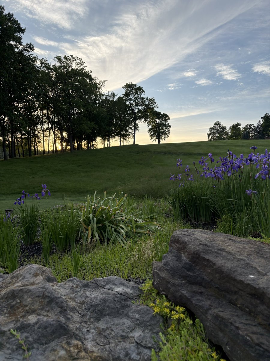 pstofko's tweet photo. Evening 9 with Ty #MHCC #photography https://t.co/eEiPNJ5Mpa