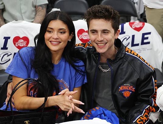 NBA_NewYork's tweet photo. Kylie Jenner and Timothee Chalamet at Game 4 https://t.co/cJLjSdDPA1