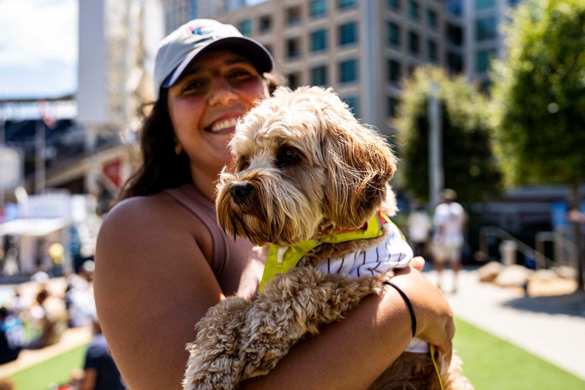 Petco Park tweet media