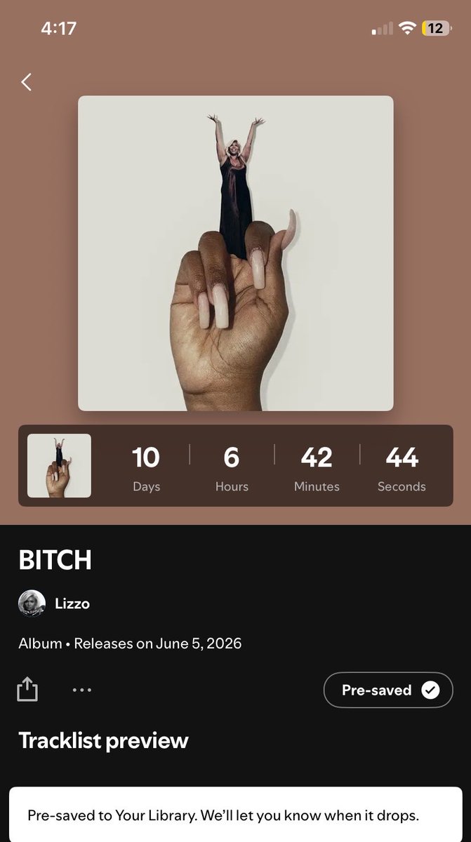 kaidwright's tweet photo. @lizzo Please follow me back queen ❤️ so ready for bitch, bitch! https://t.co/qxw30eaX7l