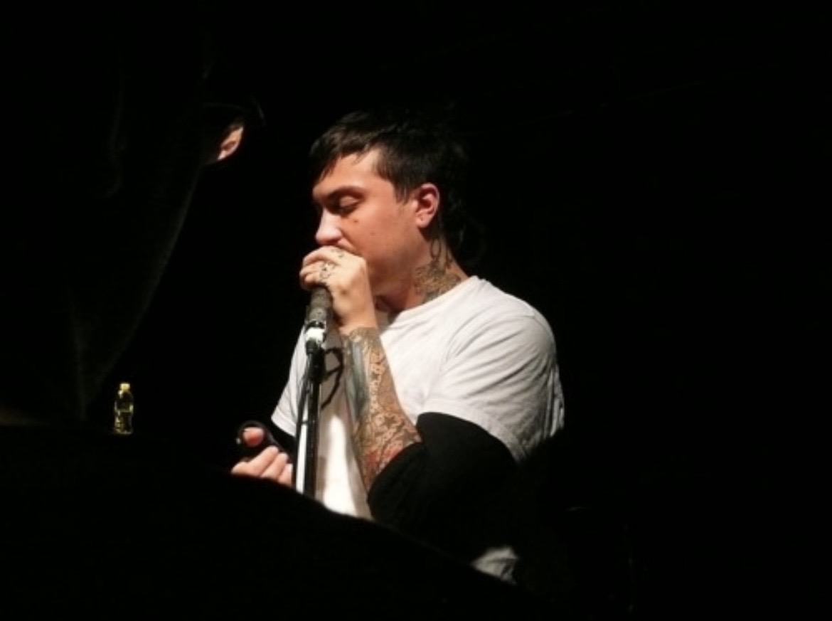 daily leathermøuth frank tweet media