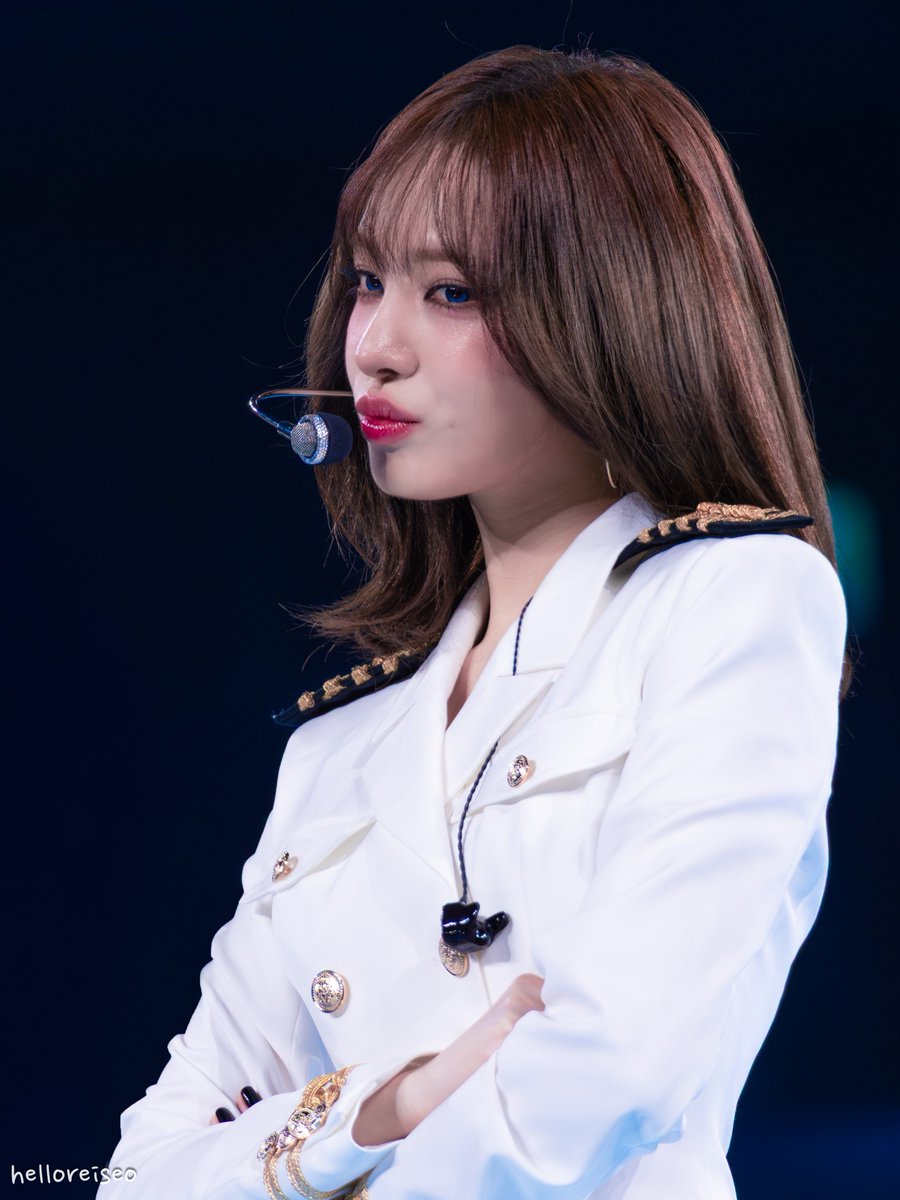HelloReiseo's tweet photo. 260322 '2026 DIVE into IVE' 리즈 (12)

#리즈 #LIZ #IVE #아이브 https://t.co/syfCtURz1j