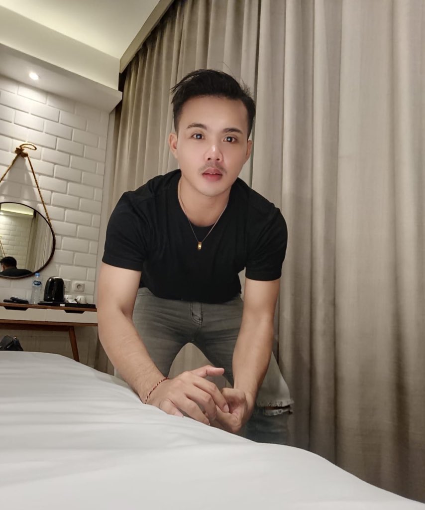 ObayEsc01's tweet photo. Avail Jakarta
📲 085772318516
Or Bio

#pijatjakarta #pijatpriajakarta 
#massagejakarta #massagepria https://t.co/D481xKxSAO