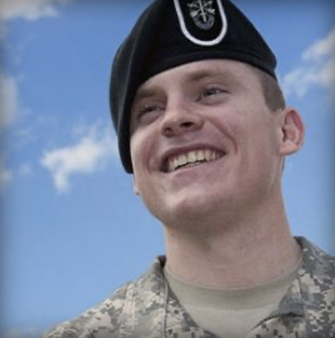 DerrickforVA's tweet photo. Memorial Day is more than a long weekend. It is a day to remember the men and women who gave everything for this country.

Today, I specifically remember my two Green Berets who were killed in Afghanistan in 2014 — Jason and Scott. They were warriors, patriots, and friends. Their sacrifice, and the sacrifice of so many others, will never be forgotten.

We honor them today and every day. 🇺🇸 #DOL