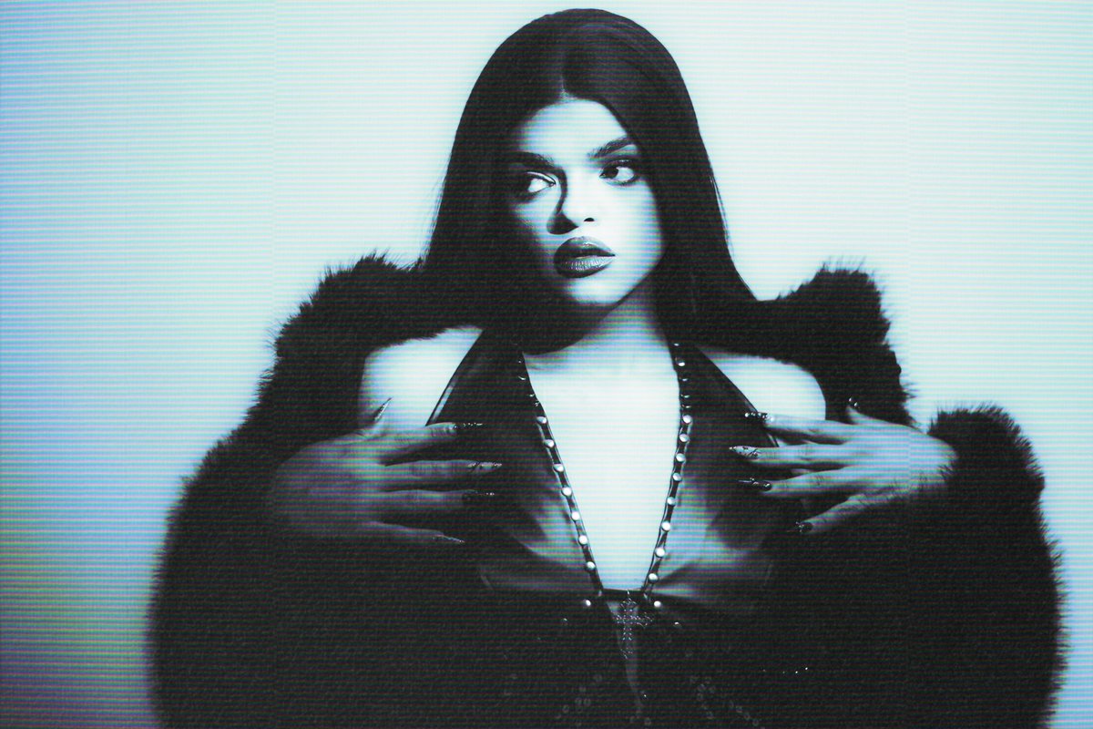 electramcklein's tweet photo. @centraldapv Podia ser um remix 🧛‍♀️🤧

https://t.co/xmNwrBSot3 https://t.co/igQlLlcY01