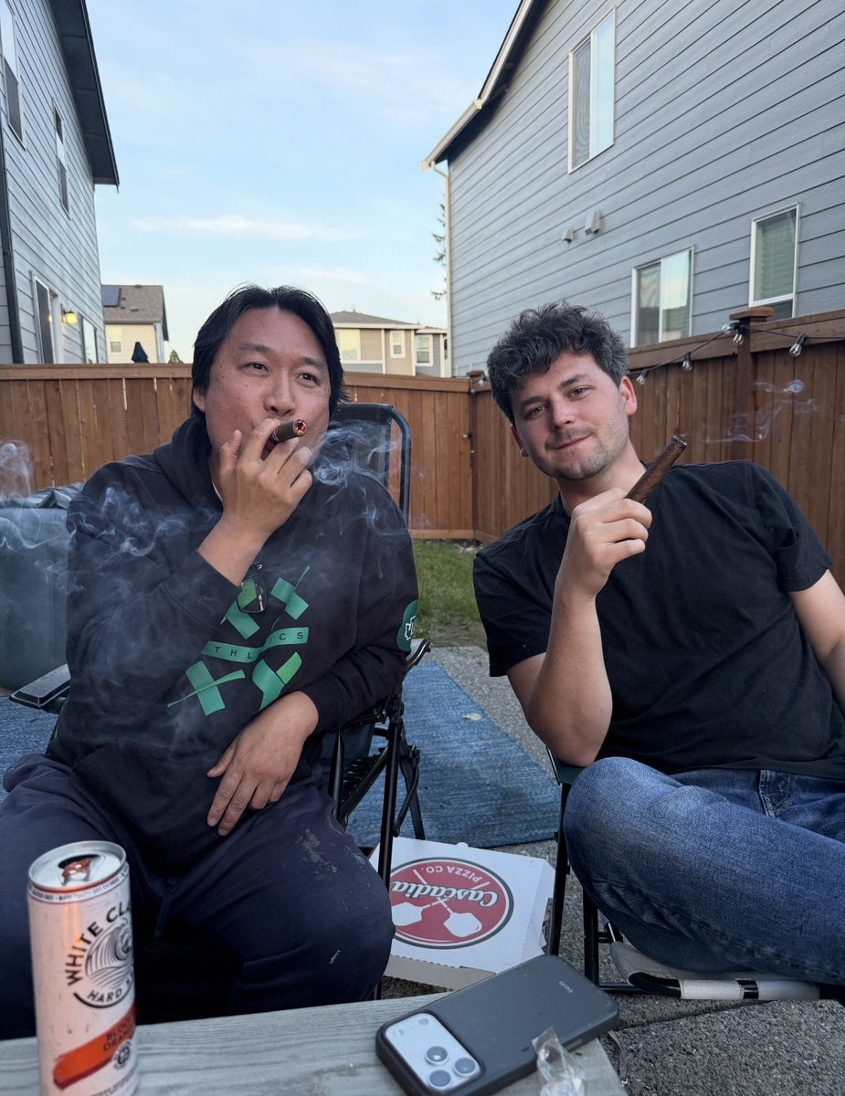 Jonathan Choe tweet media