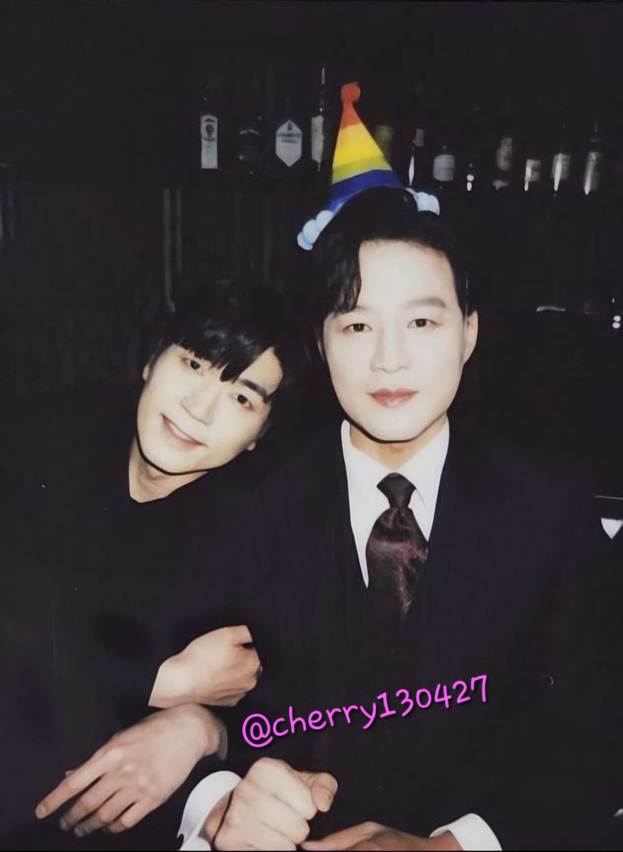 비슷띠607낮➡️ℂ𝕙𝕖𝕣𝕣𝕪🍒 tweet media