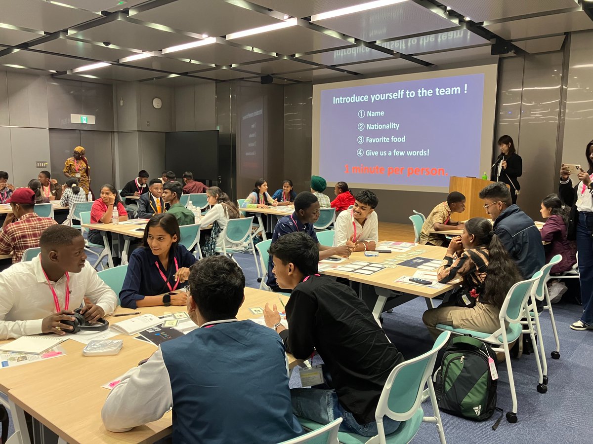 ssp_kouhou's tweet photo. The Sakura Science High School Program (SSHP) for FY2026 has begun!
As the first group, 85 participants from Ghana, Nigeria, South Africa, and India arrived in Japan on Sunday, May 24.
On Monday, May 25, an orientation session was held at JST.🌸🌸
#sakurascience
#さくらサイエンス https://t.co/TrfXyhGkDl