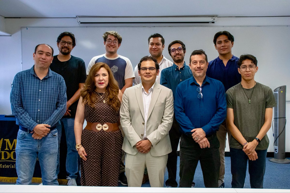 Cfata_Unam's tweet photo. ¡Posgrado Ciencia e Ingeniería de Materiales! 🎓 #pceim #Goya!!
Felicitaciones para José Alberto Elizalde Mata, por aprobar con éxito su examen de grado bajo la tutoría de la Dra. Miriam Estevez González, #CFATAUNAM👏
• Su investigación, titulada: “Síntesis verde… https://t.co/5TrNQ0kWx7
