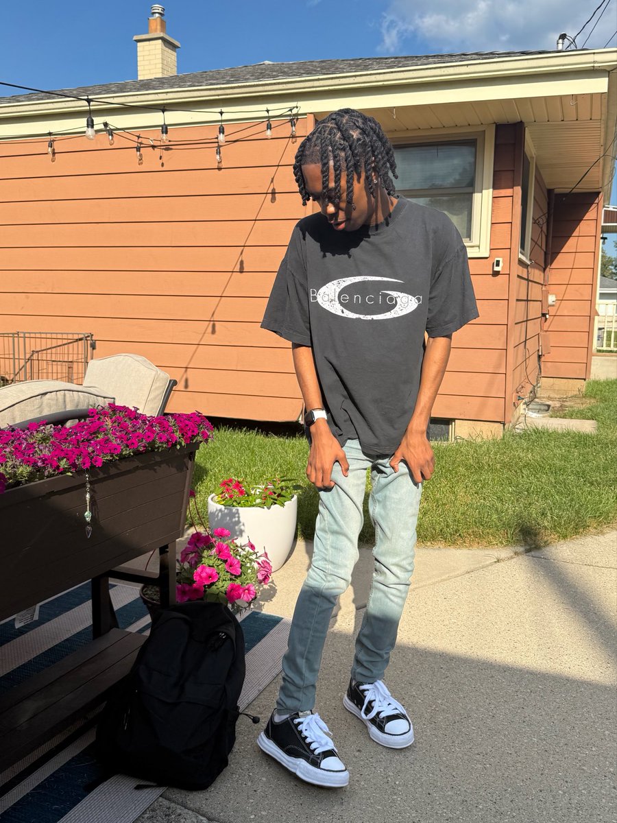 dj tweet media