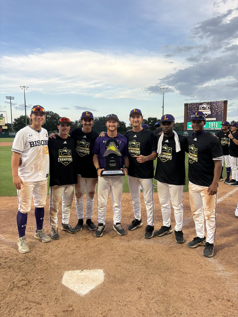 bayportbaseball's tweet photo. Congrats to former @bayportbaseball alumni  @jbergy20 and @BisonBaseball on winning the ASUN. Jake is an assistant coach with Lipscomb. #piratepride https://t.co/9tVdSixliV