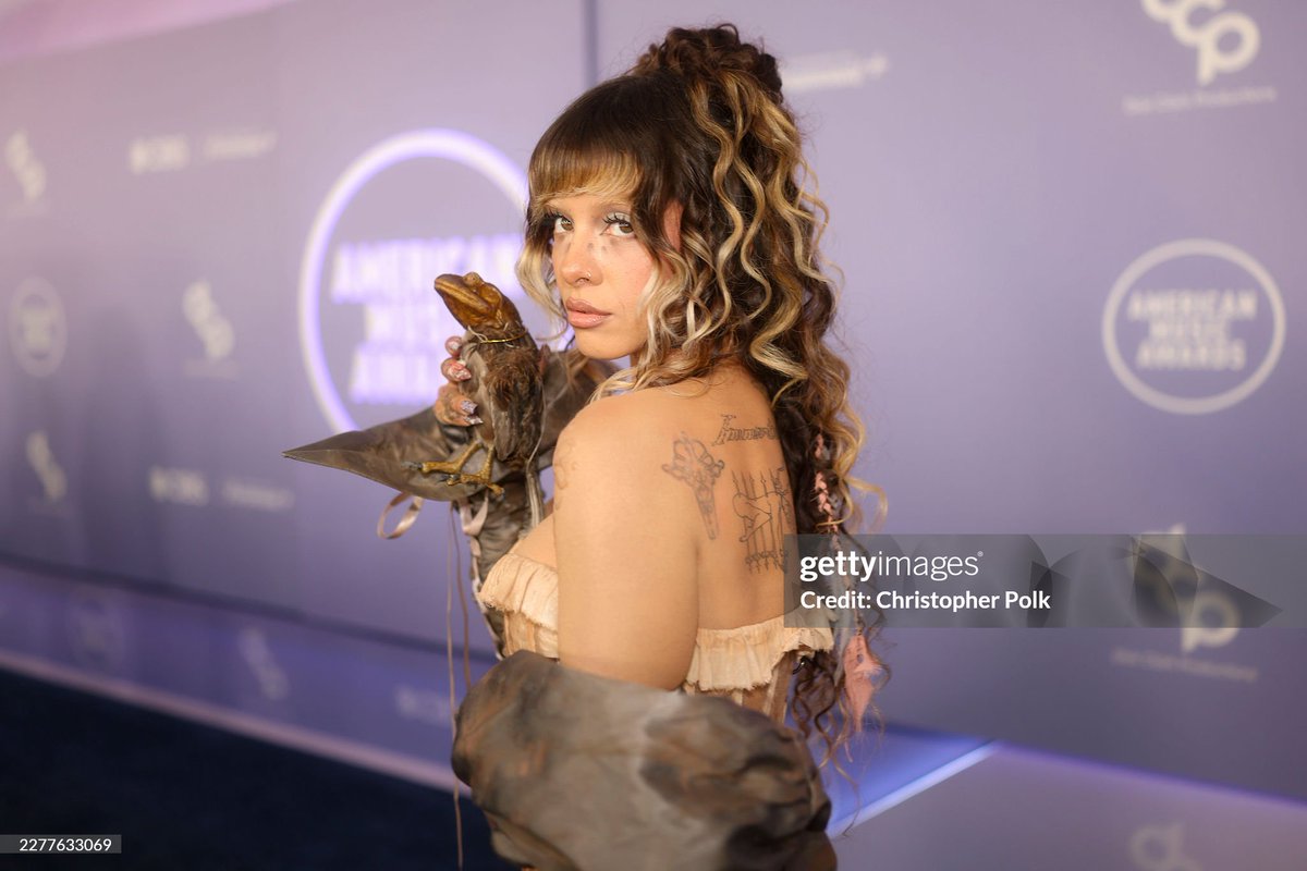 Melanie Martinez Portugal (Fan Account) tweet media