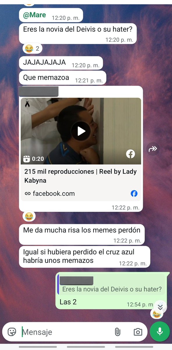 xcmare's tweet photo. Y en el otro grupo de amigues acabando al Davi. Jajajaja https://t.co/0Ygj2vLfyS