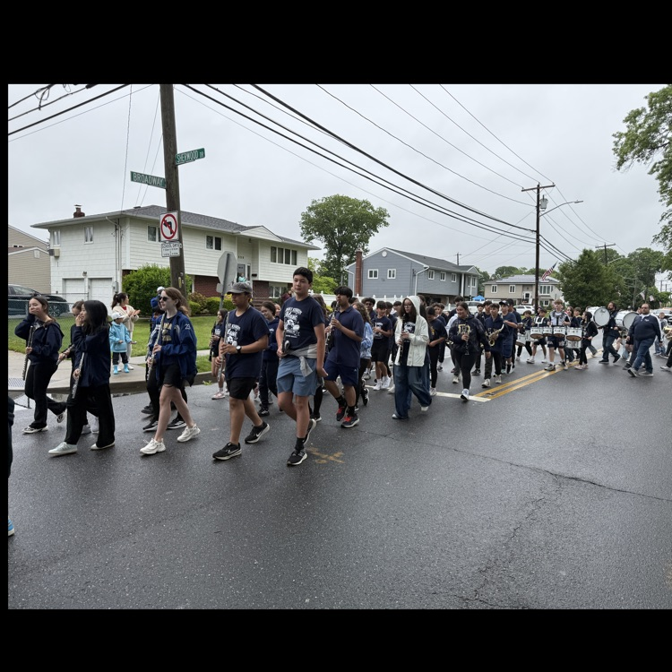 CBS_Bethpage's tweet photo. We had a great day supporting our Bethpage Memorial Day parade.  Thankfully, Mother Nature gave us a special Golden Eagles break in the rain. Thanks to all our students and staff for a wonderful celebration of our community members who made the ultimate sacrifice.  #WeAreBethpage https://t.co/i7OsAnpLGj