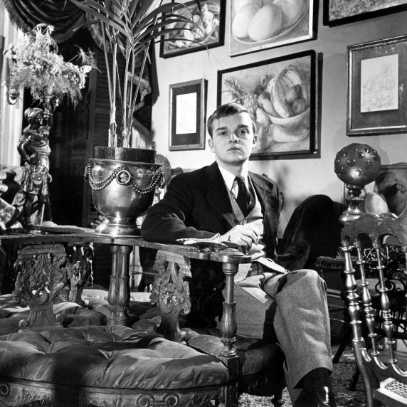 HermannHessed's tweet photo. “No matter where you run, you just end up running into yourself.”

— Truman Capote https://t.co/LS3znAaez2