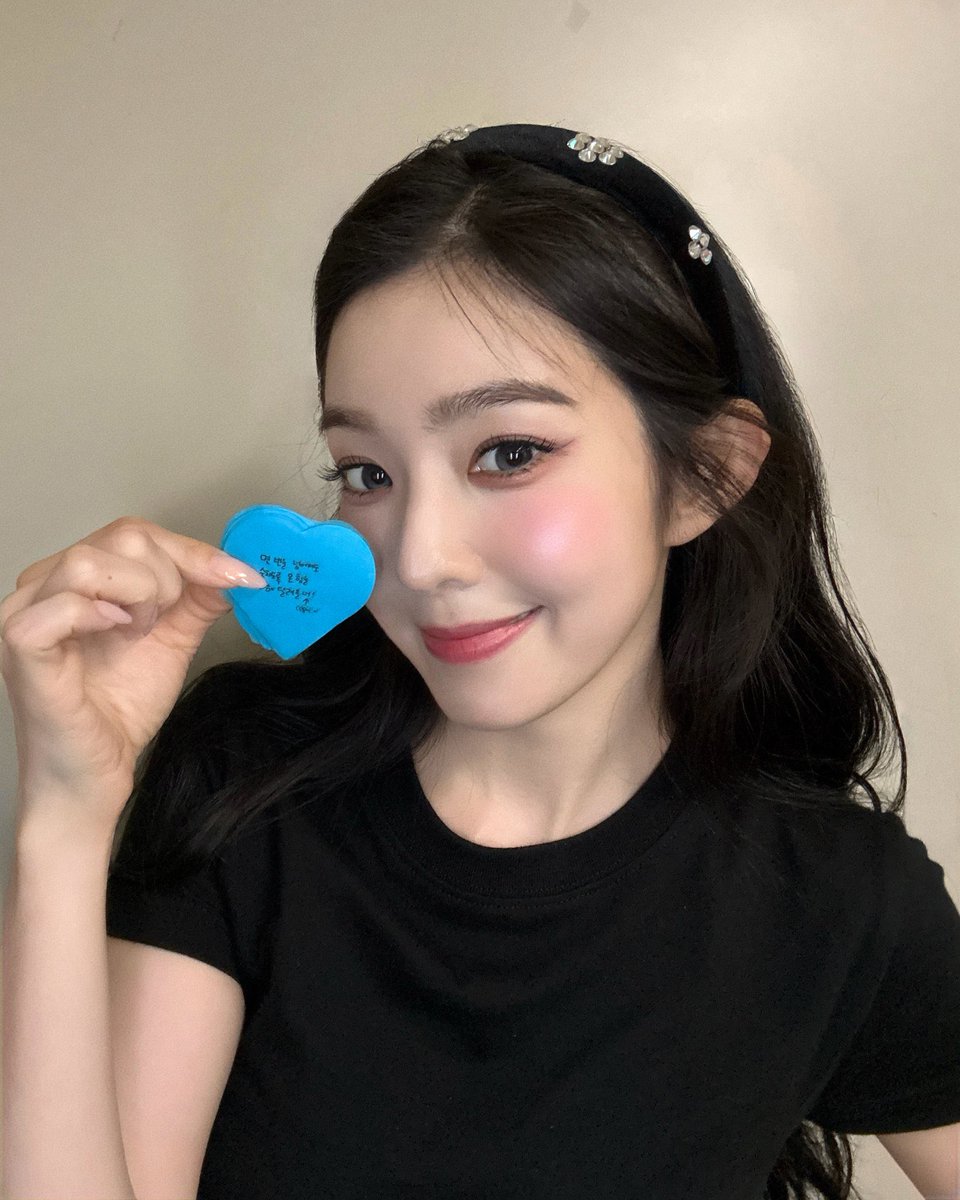 qenzza's tweet photo. @sftell @_ tidur nya nyenyak banget sayang, bahkan belum waktunya bangun tapi aku sudah bangun :) 
terima kasih ya sayang, bahagia selalu 🥰 https://t.co/LY2MkUmiwr