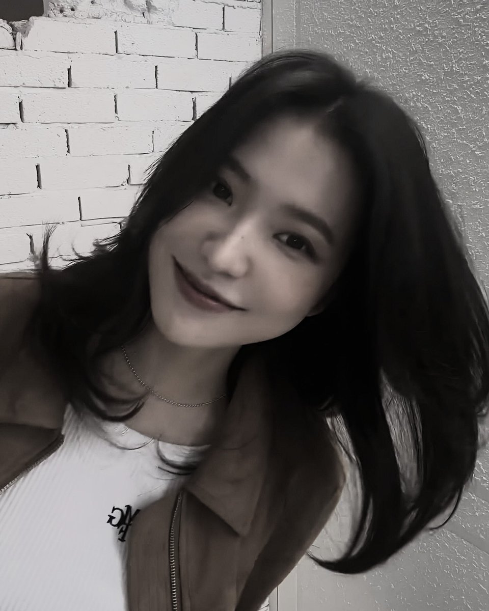 ㅈ tweet media