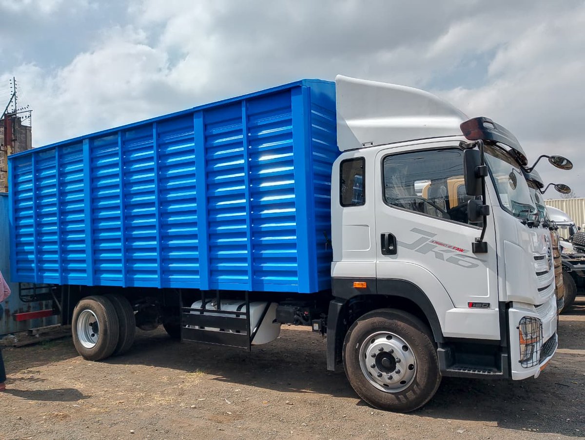 TAM_EnterRd's tweet photo. JK6 CA1081

⛽Fuel‑efficient performance to cut operating costs

☎️ 0720 777 777
🌐 https://t.co/Bd68ip5WTE
📍 FAW Showroom, ENTERPRISE ROAD-Nairobi

🛠️ Genuine FAW Spare parts - 0717 281581

#JK6
#FAWTrucks
#TransafricaMotorsLtd https://t.co/Y2z4YPtL1z