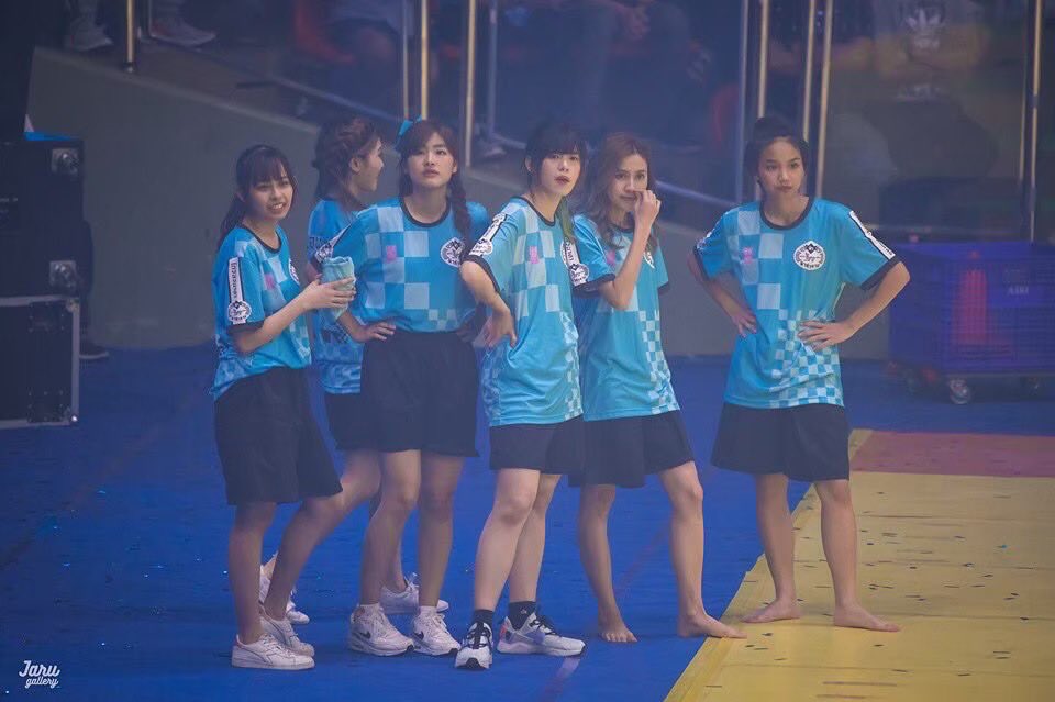 หมีลินกำหมัดแน้วนะ 🔥 tweet media