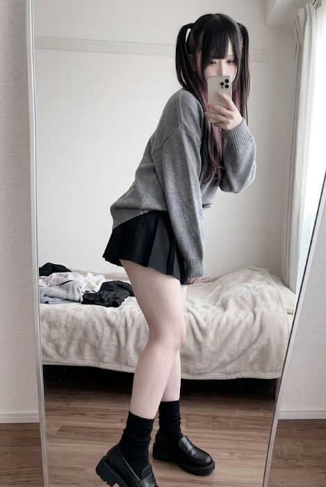ゆあ tweet media